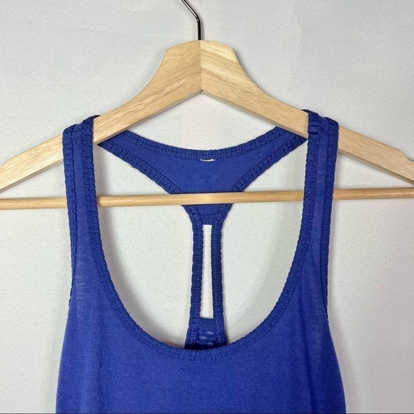 Under Armour UA Racerback Blue Purple Mesh Detail Athletic Tank Top S - Picture 4 of 5